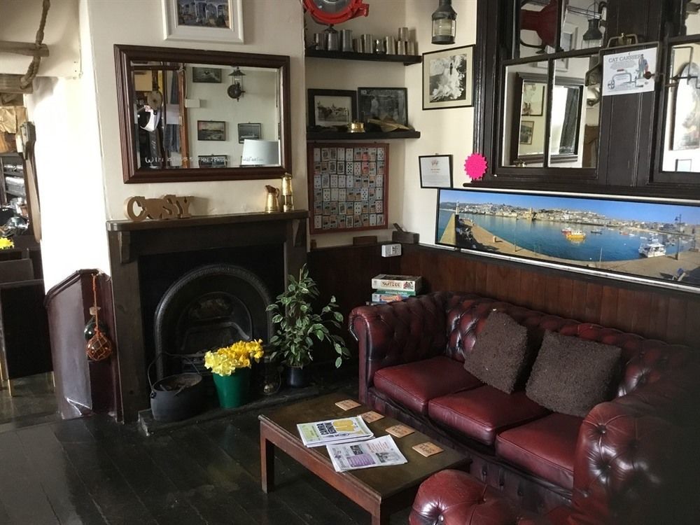 The Dock Inn 彭赞斯 外观 照片